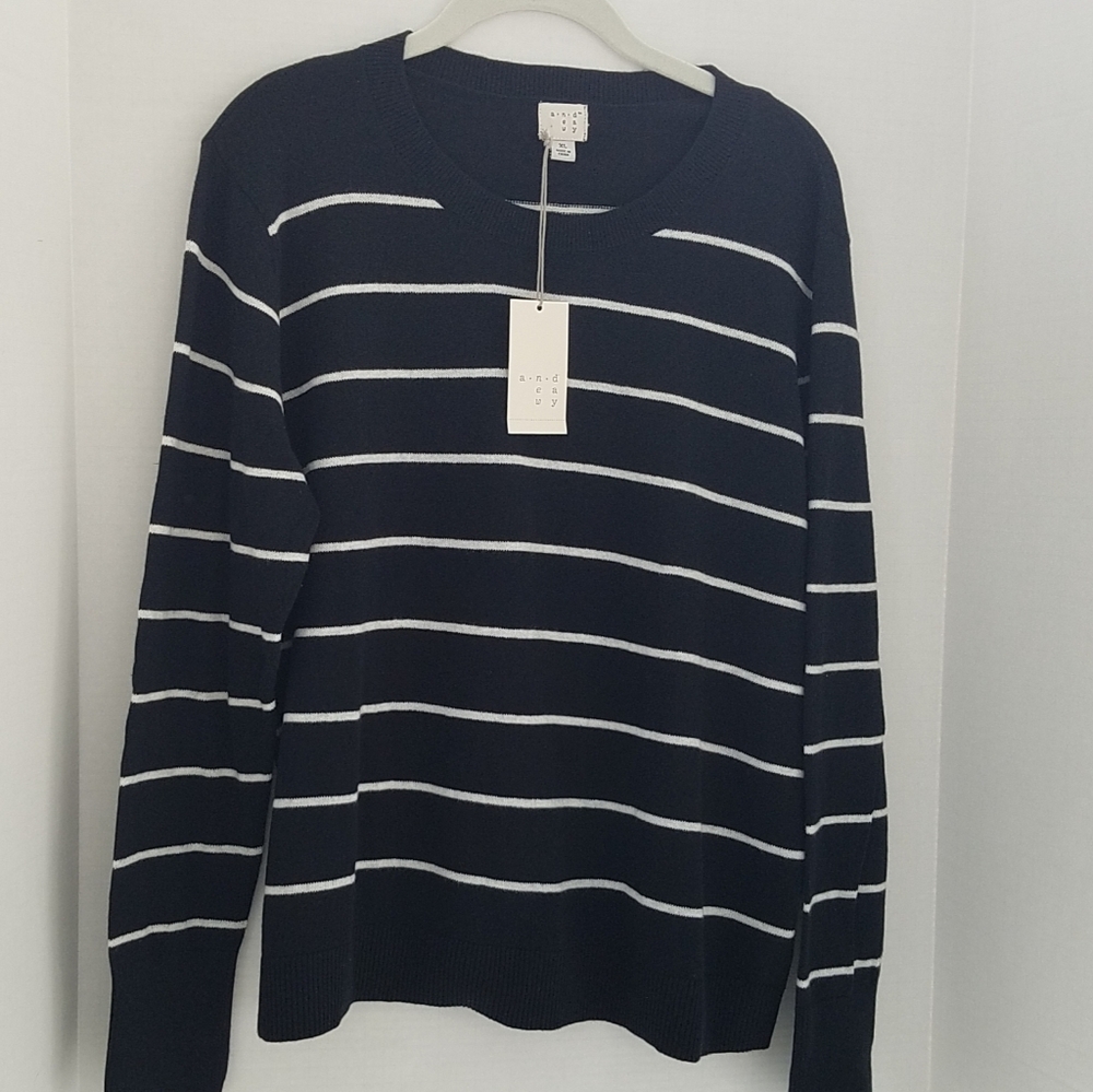 A New Day Lightweight Black Sweater w/ White Stripes  XL